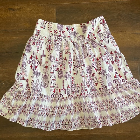 H&M Dresses & Skirts - H & M Skirt